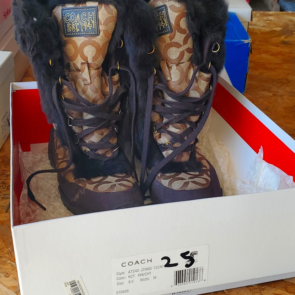 Coach Boots authentic.